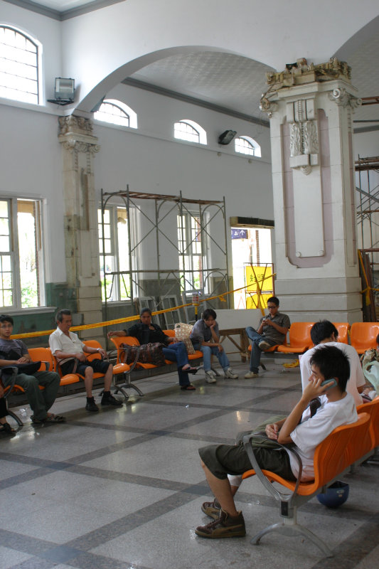 台灣鐵路旅遊攝影台中火車站前站攝影照片18