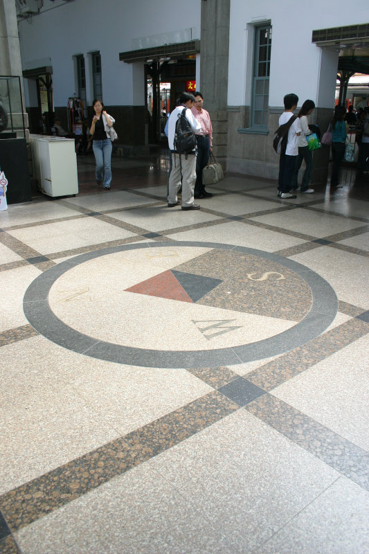 台灣鐵路旅遊攝影台中火車站前站攝影照片27