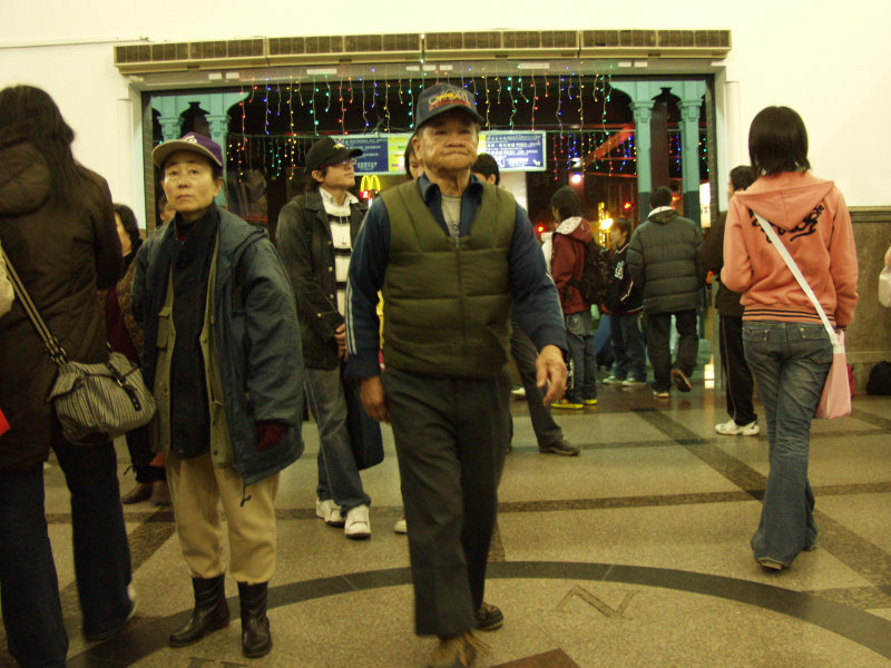 台灣鐵路旅遊攝影台中火車站前站攝影照片42