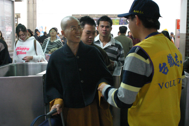 台灣鐵路旅遊攝影台中火車站剪票口2006攝影照片12