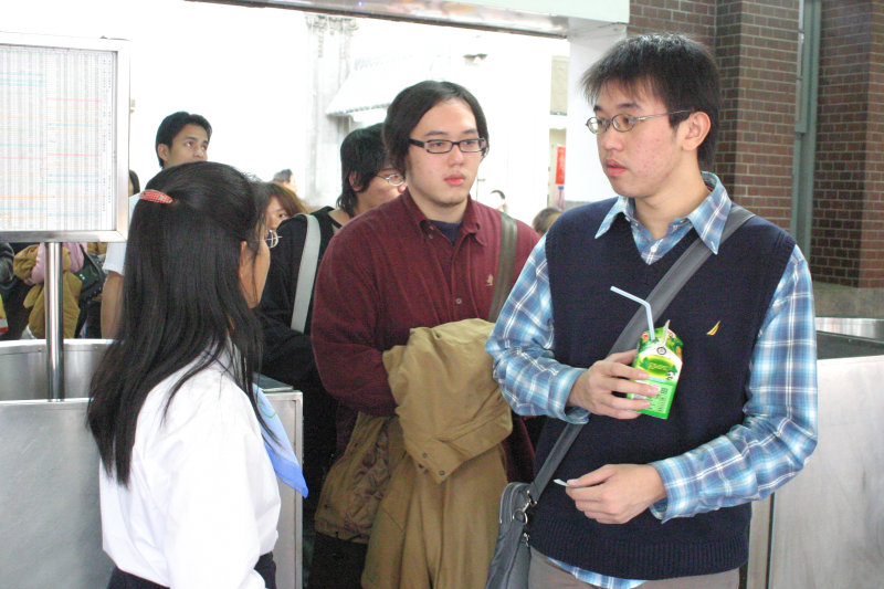 台灣鐵路旅遊攝影台中火車站剪票口2006攝影照片16