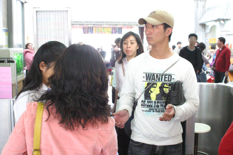台灣鐵路旅遊攝影台中火車站剪票口2006攝影照片28