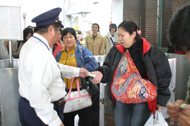 台灣鐵路旅遊攝影台中火車站剪票口2006攝影照片29