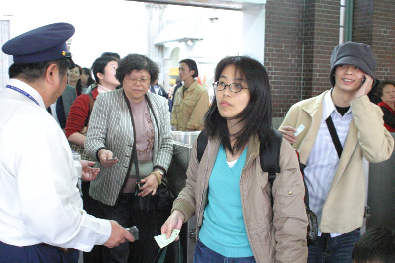台灣鐵路旅遊攝影台中火車站剪票口2006攝影照片30