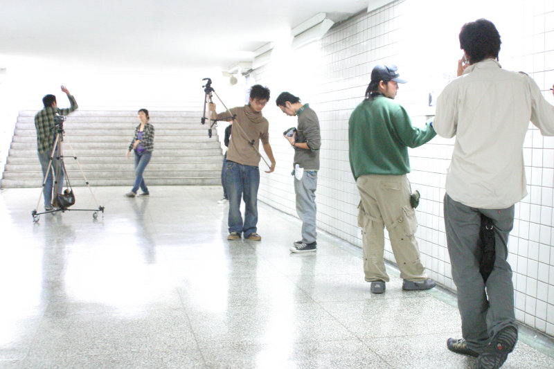 台灣鐵路旅遊攝影台中火車站地下道影片拍攝2004-12-25攝影照片9