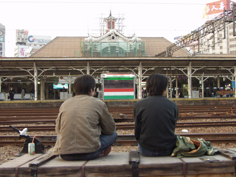 台灣鐵路旅遊攝影台中火車站後站廣場攝影照片15