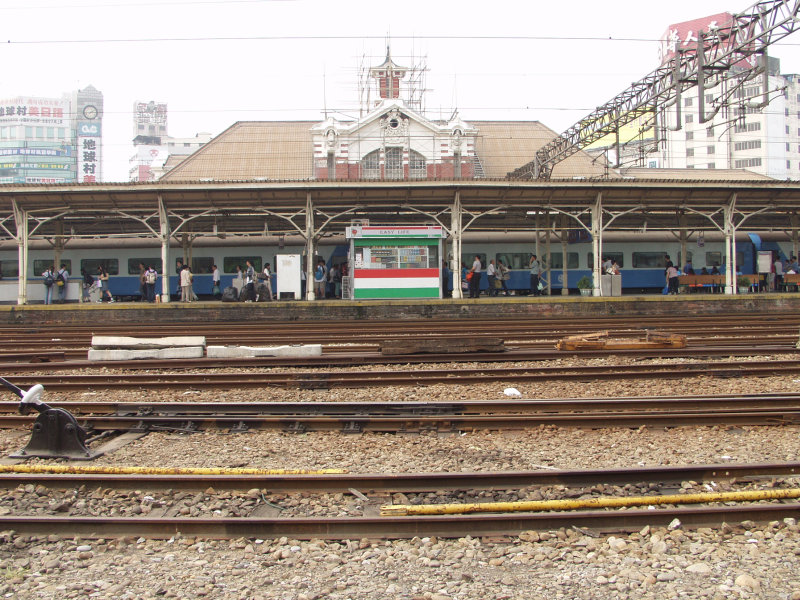 台灣鐵路旅遊攝影台中火車站後站廣場攝影照片20