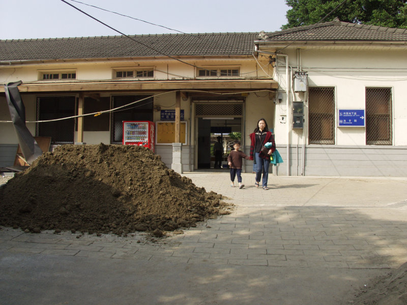 台灣鐵路旅遊攝影台中火車站後站廣場攝影照片32