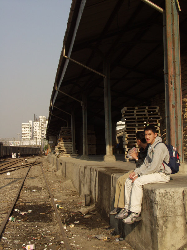 台灣鐵路旅遊攝影台中火車站後站水泥貨運月台攝影照片2