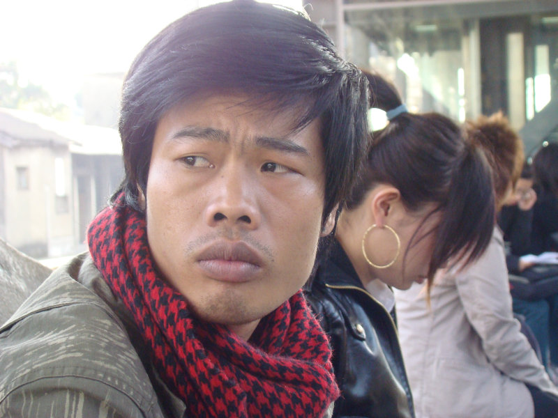 台灣鐵路旅遊攝影台中火車站月台旅客特寫2009攝影照片110