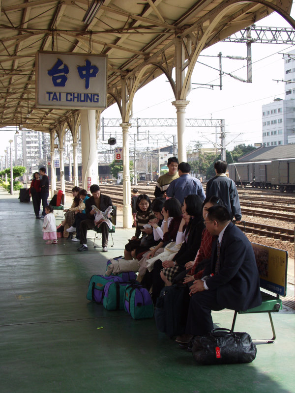 台灣鐵路旅遊攝影台中火車站月台景物篇2002攝影照片23