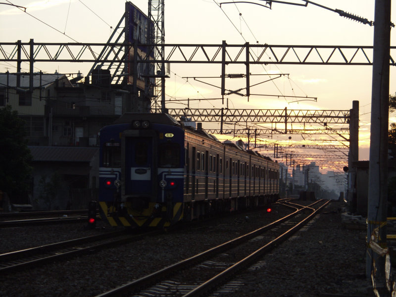 台灣鐵路旅遊攝影台中火車站月台景物篇2002攝影照片27