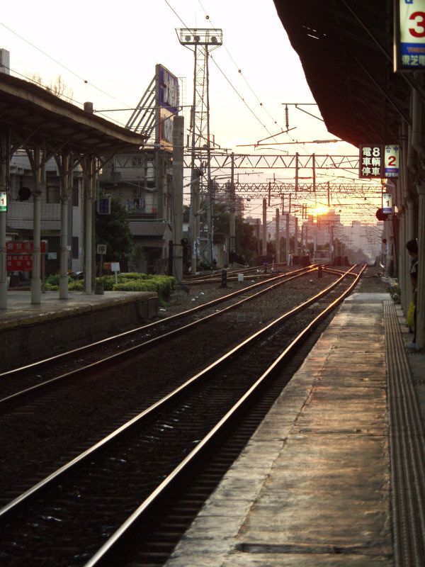 台灣鐵路旅遊攝影台中火車站月台景物篇2002攝影照片32