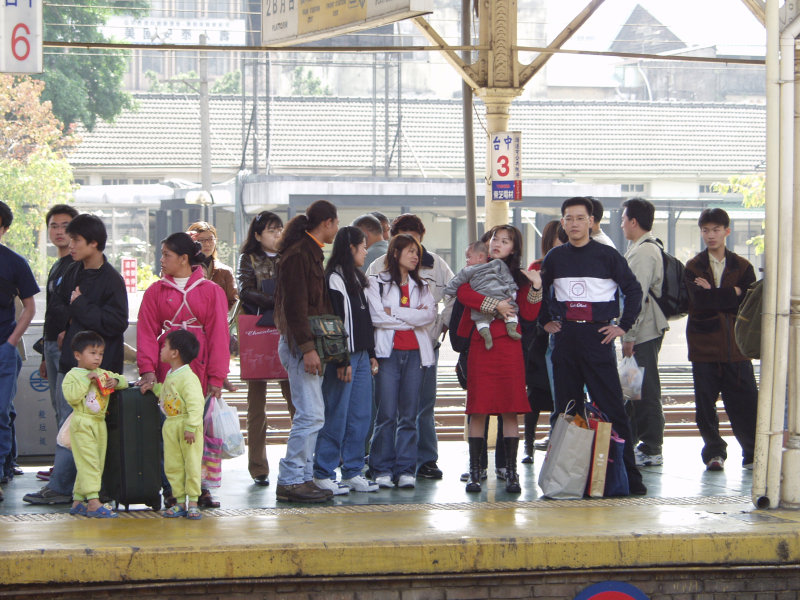 台灣鐵路旅遊攝影台中火車站月台景物篇2002攝影照片34