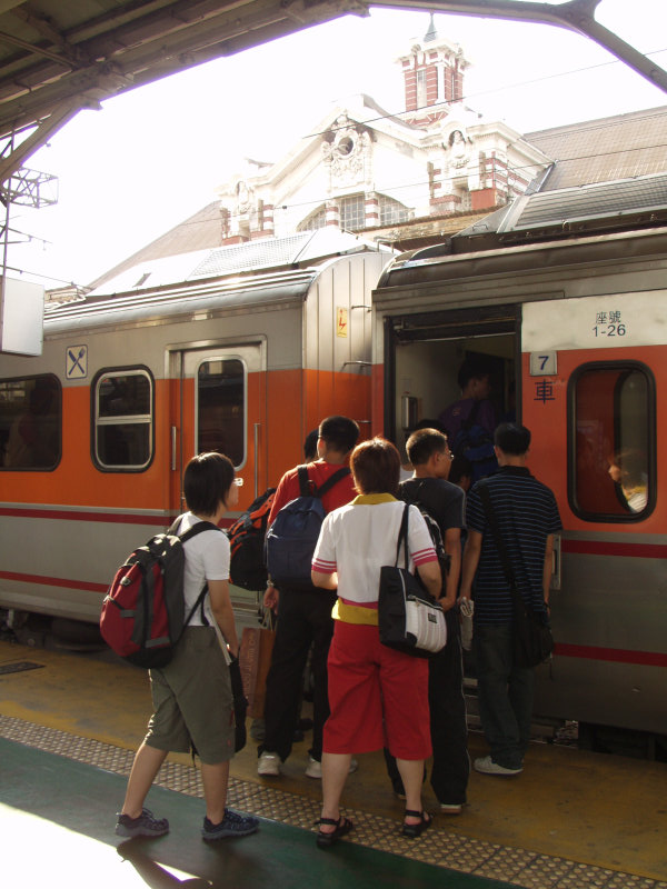 台灣鐵路旅遊攝影台中火車站月台景物篇2003攝影照片17