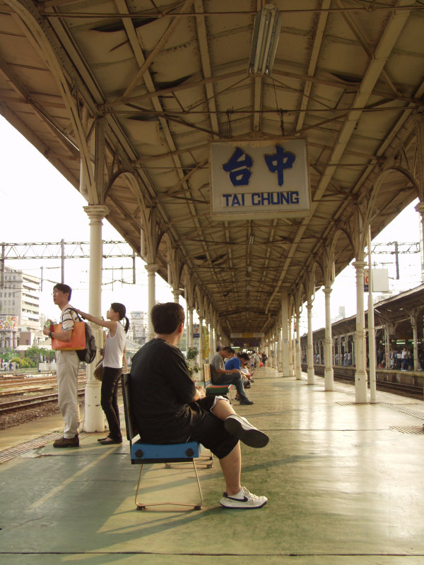 台灣鐵路旅遊攝影台中火車站月台景物篇2003攝影照片18