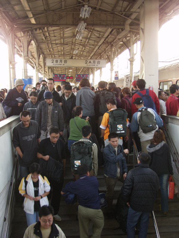 台灣鐵路旅遊攝影台中火車站月台景物篇2003攝影照片33