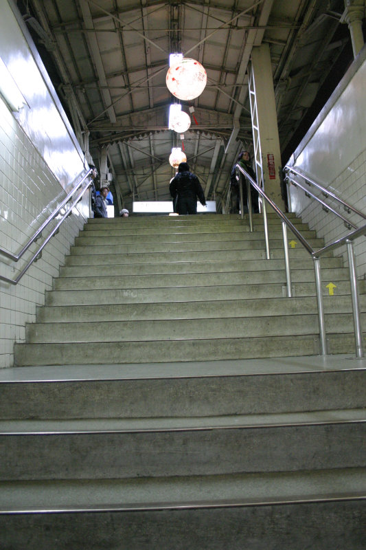 台灣鐵路旅遊攝影台中火車站月台景物篇2004攝影照片23