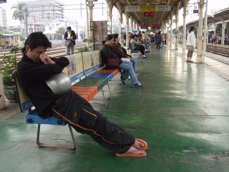 台灣鐵路旅遊攝影台中火車站月台景物篇2004攝影照片25