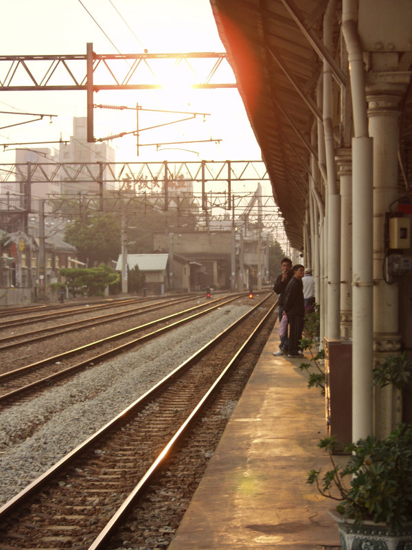 台灣鐵路旅遊攝影台中火車站月台景物篇2004攝影照片26