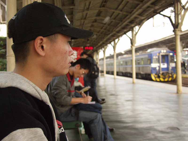 台灣鐵路旅遊攝影台中火車站月台景物篇2004攝影照片30