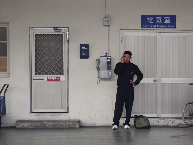 台灣鐵路旅遊攝影台中火車站月台景物篇2004攝影照片35