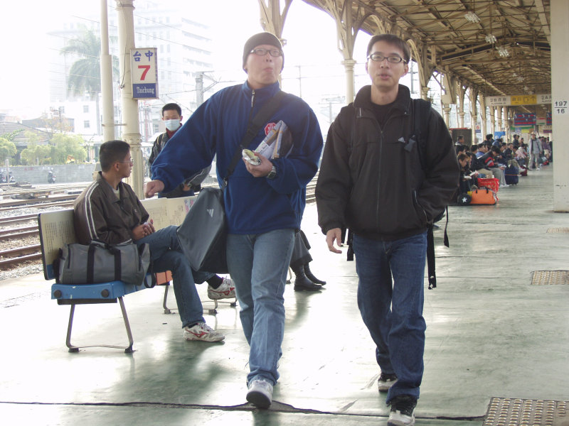 台灣鐵路旅遊攝影台中火車站月台景物篇2004攝影照片37