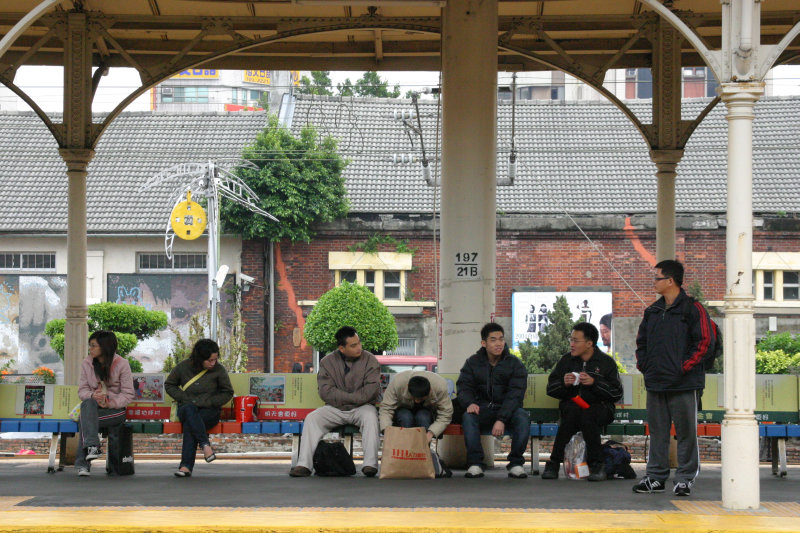 台灣鐵路旅遊攝影台中火車站月台景物篇2005攝影照片7