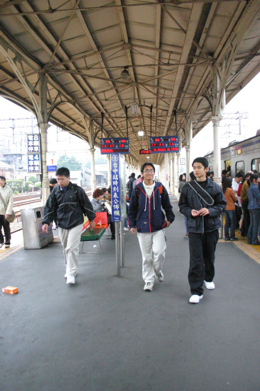 台灣鐵路旅遊攝影台中火車站月台景物篇2005攝影照片18