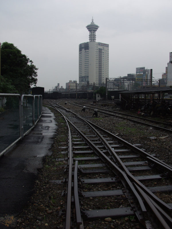 台灣鐵路旅遊攝影台中火車站月台景物篇2006攝影照片6