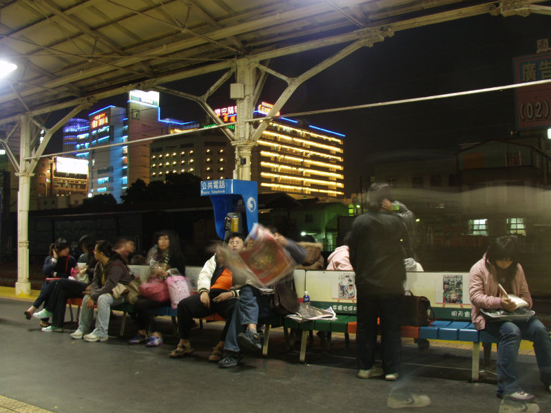 台灣鐵路旅遊攝影台中火車站月台景物篇2006攝影照片10