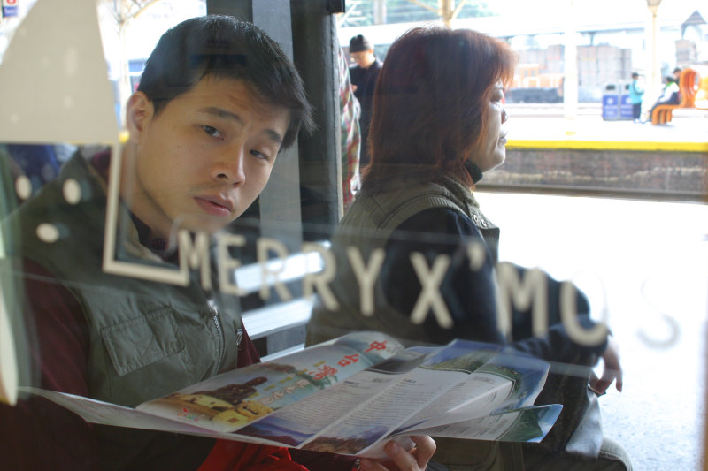 台灣鐵路旅遊攝影台中火車站月台景物篇摩斯漢堡攝影照片96