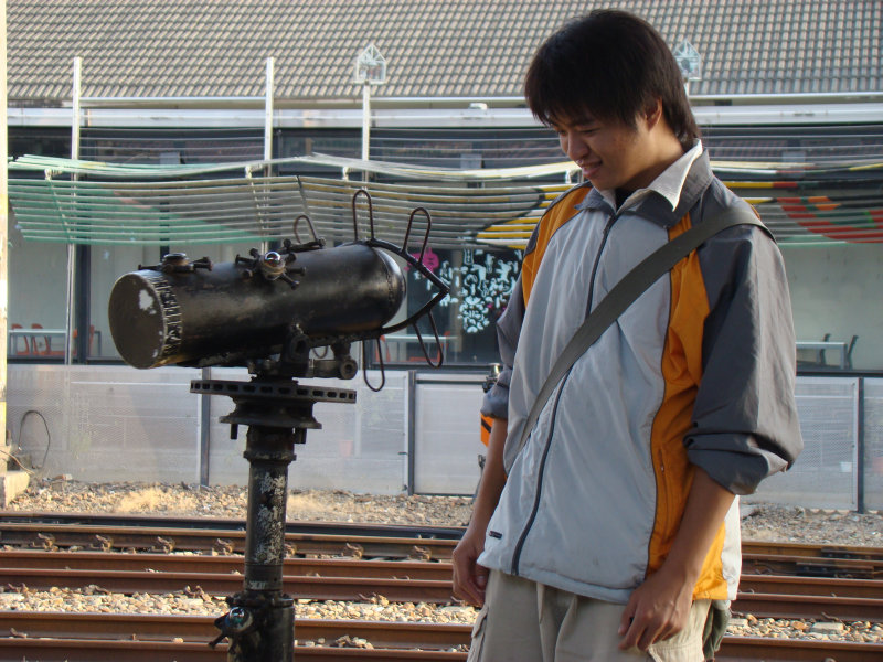 台灣鐵路旅遊攝影台中火車站月台景物篇望遠鏡攝影照片9