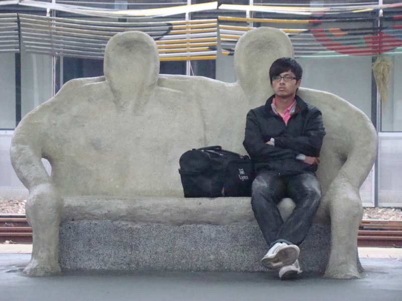 台灣鐵路旅遊攝影台中火車站月台景物篇公共藝術-大同國小美術班-偶然與巧合-II區攝影照片38