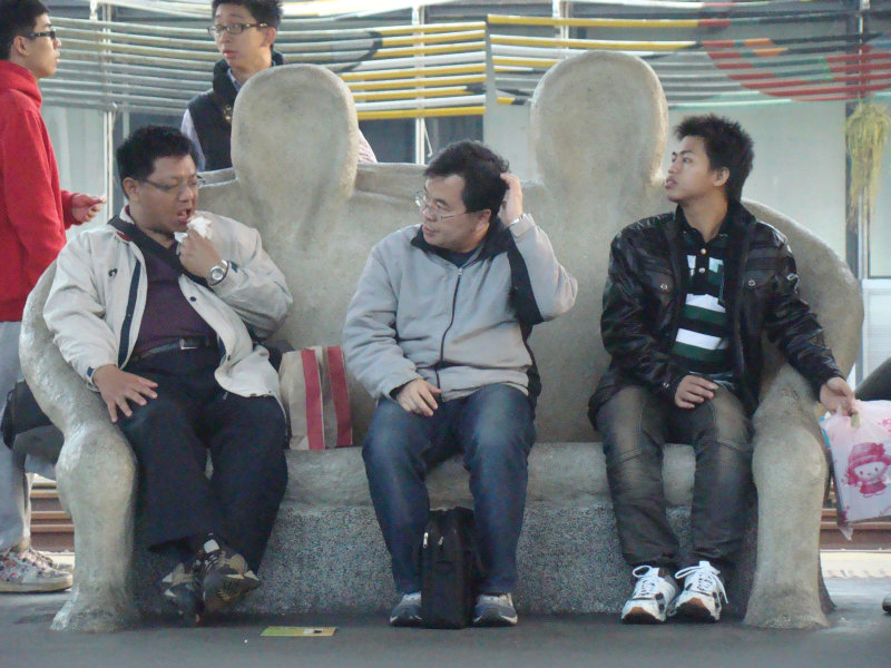 台灣鐵路旅遊攝影台中火車站月台景物篇公共藝術-大同國小美術班-偶然與巧合-II區攝影照片101
