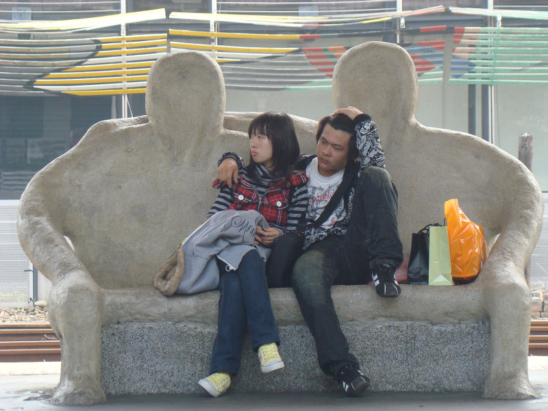台灣鐵路旅遊攝影台中火車站月台景物篇公共藝術-大同國小美術班-偶然與巧合-II區攝影照片124