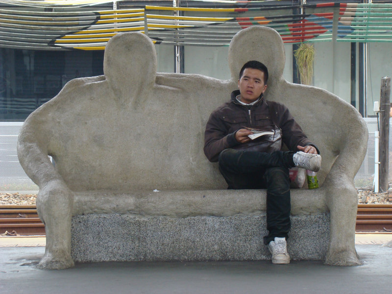 台灣鐵路旅遊攝影台中火車站月台景物篇公共藝術-大同國小美術班-偶然與巧合-II區攝影照片204