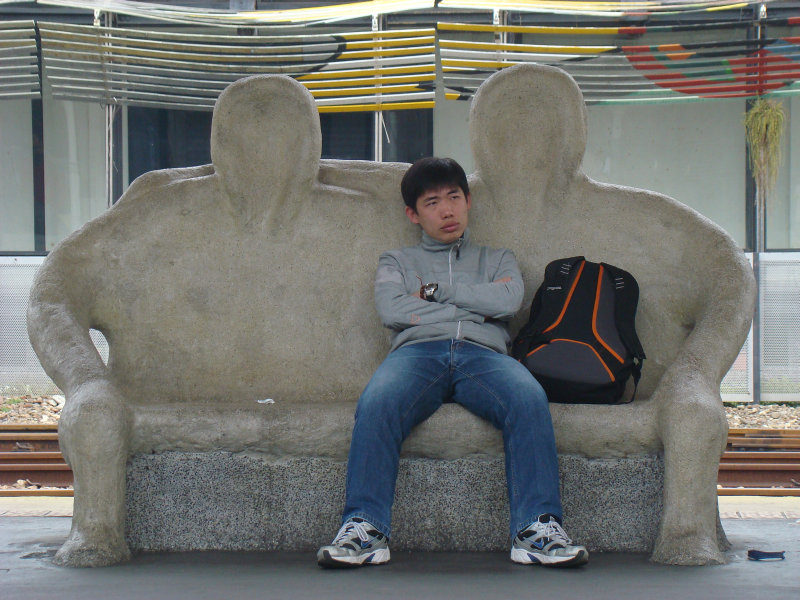 台灣鐵路旅遊攝影台中火車站月台景物篇公共藝術-大同國小美術班-偶然與巧合-II區攝影照片207