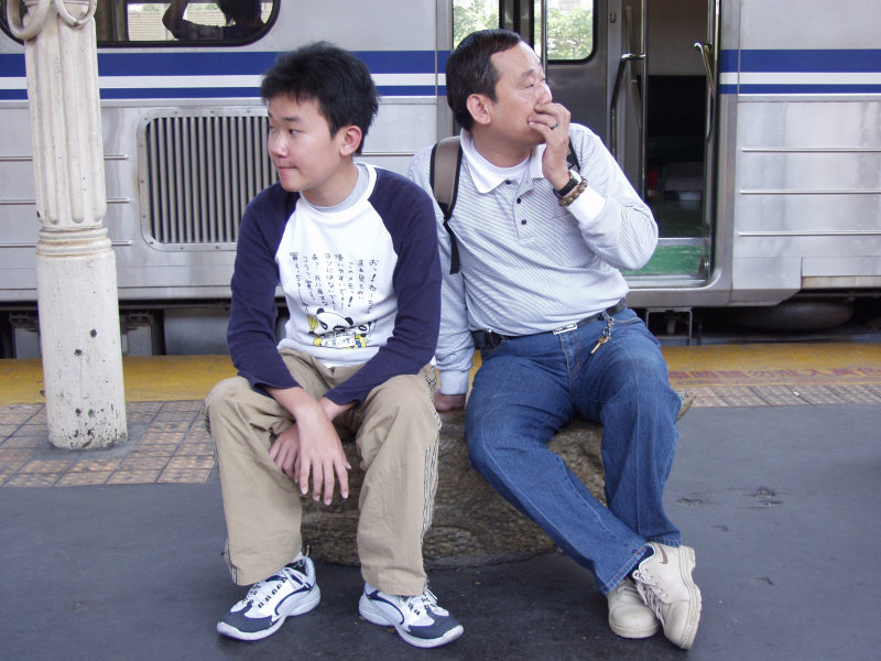 台灣鐵路旅遊攝影台中火車站月台景物篇公共藝術-李朝倉-菩提樹攝影照片50