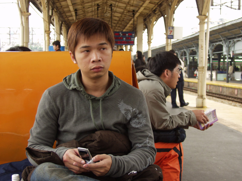 台灣鐵路旅遊攝影台中火車站月台景物篇公共藝術-林文海-藝術光環攝影照片97