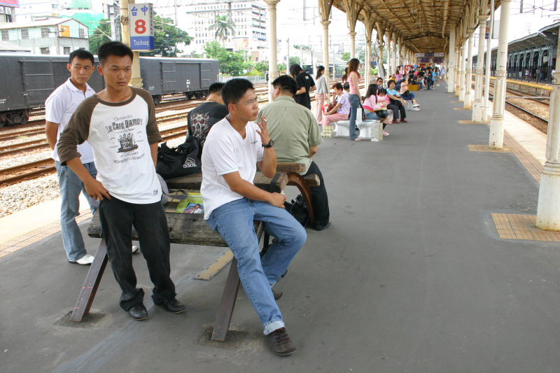 台灣鐵路旅遊攝影台中火車站月台景物篇公共藝術-林維訓-鐵道星情攝影照片15