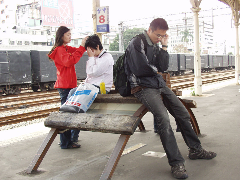 台灣鐵路旅遊攝影台中火車站月台景物篇公共藝術-林維訓-鐵道星情攝影照片35