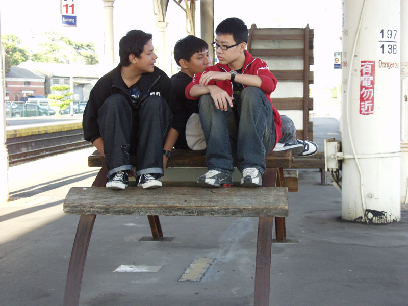 台灣鐵路旅遊攝影台中火車站月台景物篇公共藝術-林維訓-鐵道星情攝影照片40