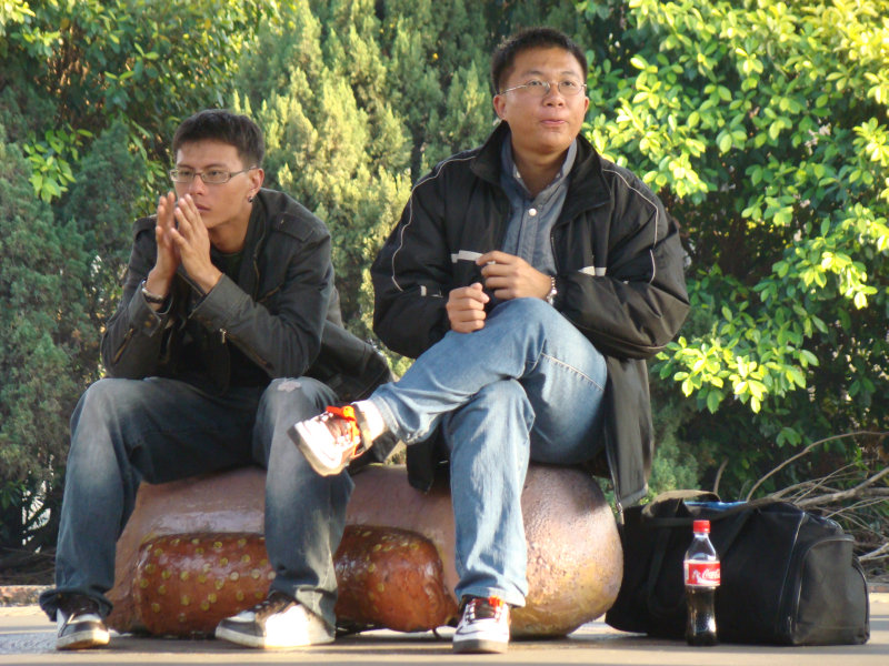 台灣鐵路旅遊攝影台中火車站月台景物篇公共藝術-鄧文貞-大腸包小腸攝影照片35