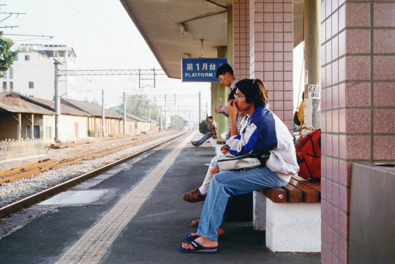 台灣鐵路旅遊攝影山線鐵路彰化花壇火車站攝影照片7