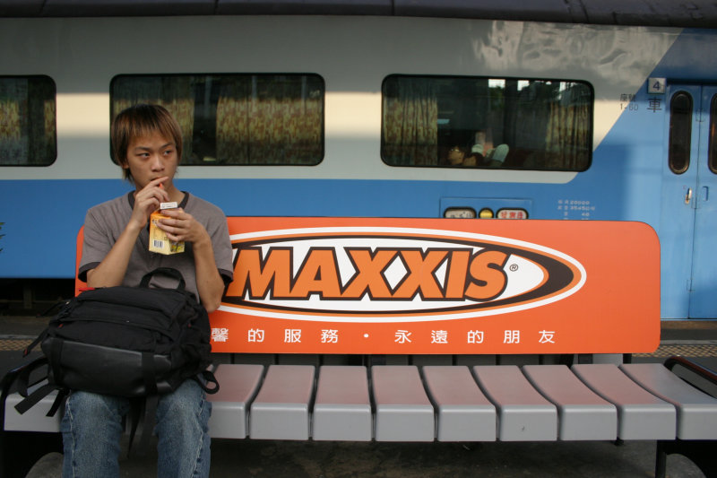 台灣鐵路旅遊攝影山線鐵路豐原火車站2004攝影照片5