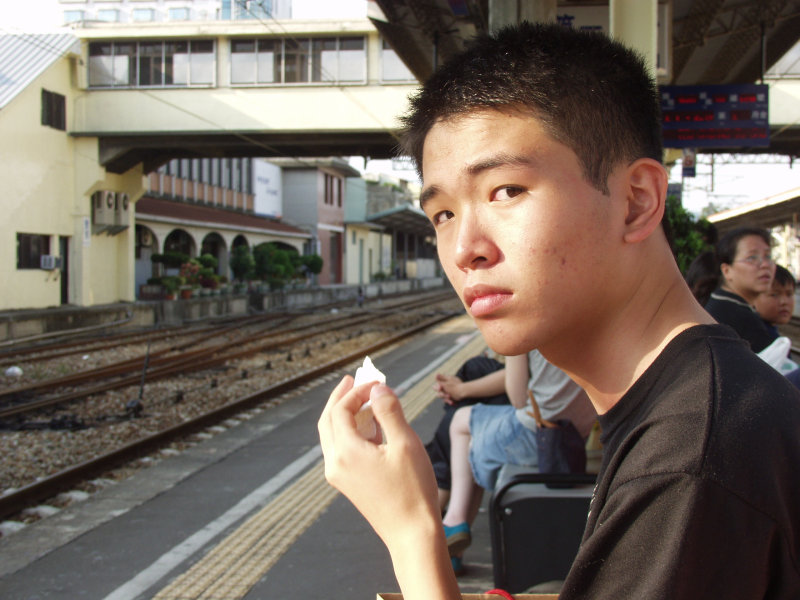 台灣鐵路旅遊攝影山線鐵路豐原火車站2004攝影照片25