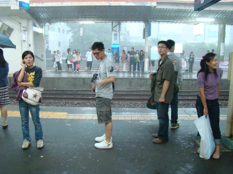 台灣鐵路旅遊攝影山線鐵路豐原火車站2007-2008攝影照片5