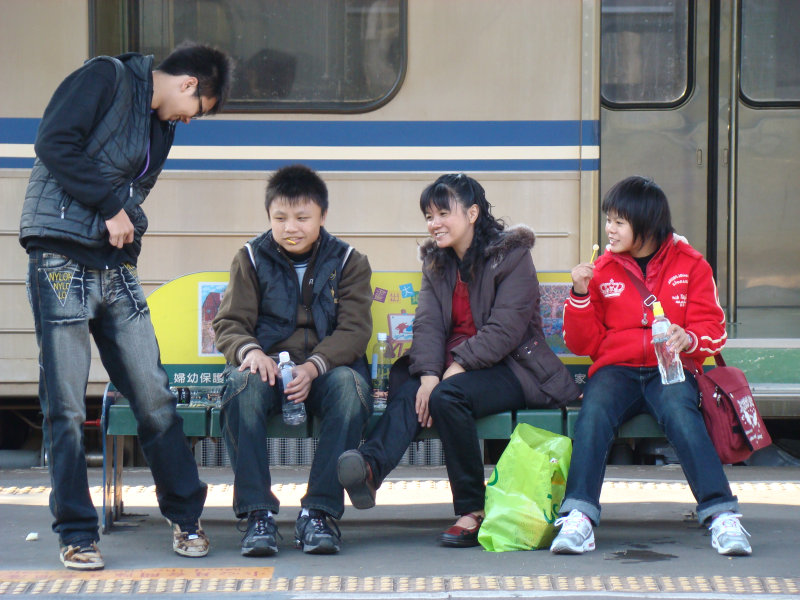 台灣鐵路旅遊攝影山線鐵路豐原火車站2009攝影照片36