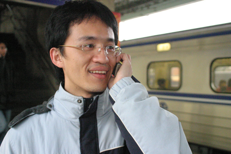 台灣鐵路旅遊攝影彰化火車站月台旅客2005年攝影照片44